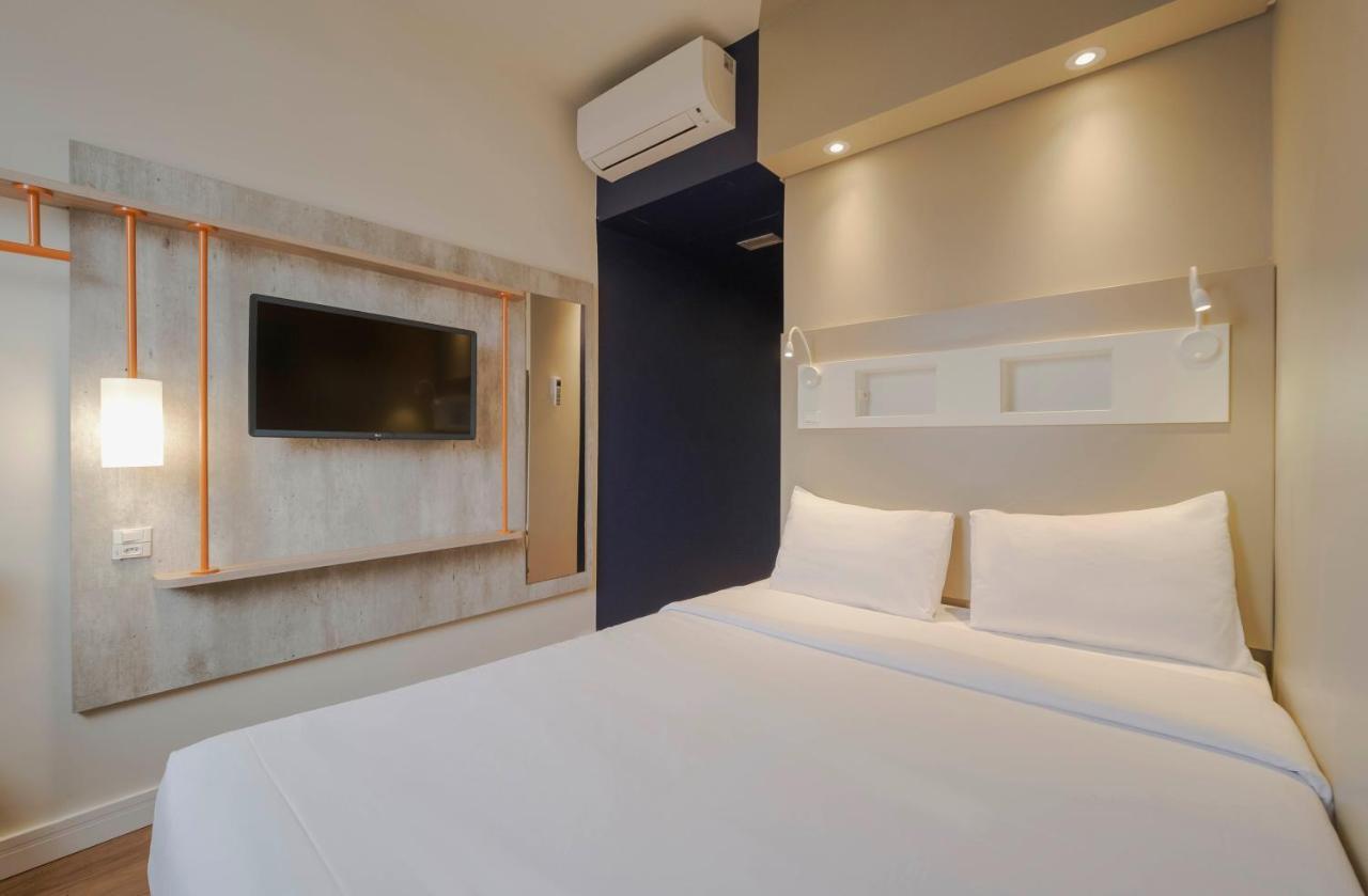 Ibis Budget Farroupilha Buitenkant foto