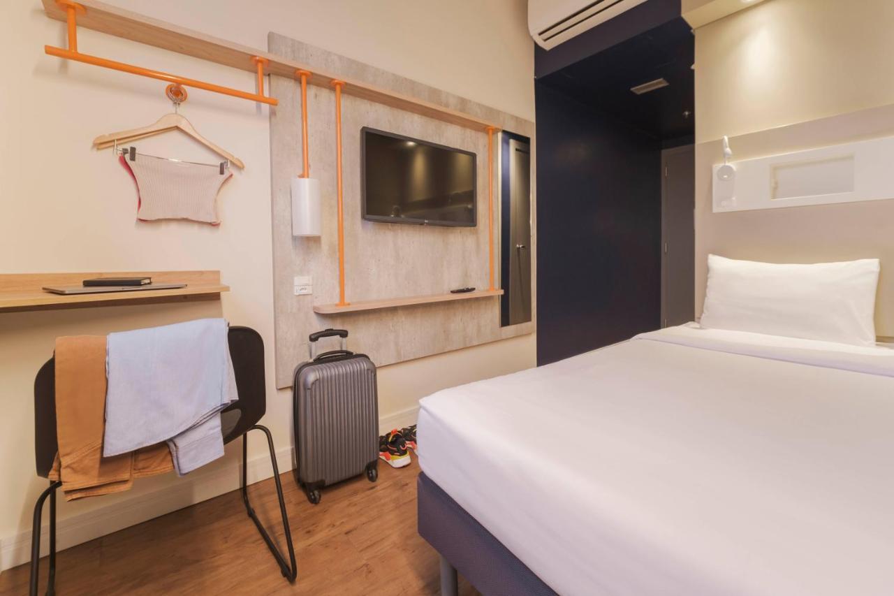 Ibis Budget Farroupilha Buitenkant foto